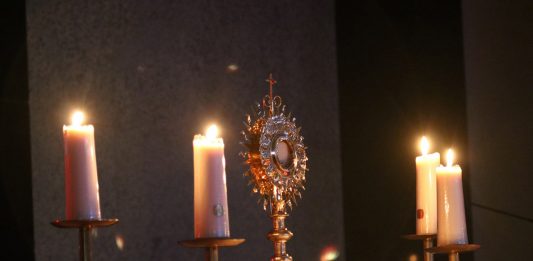 Mendengarkan dan Melakukan