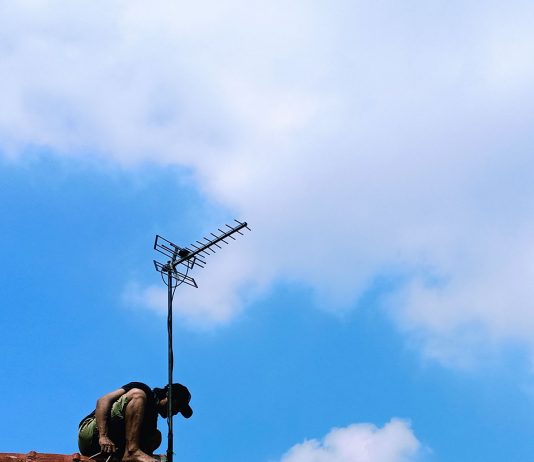 Mengenal secara Dekat