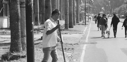 Carilah Solusi, Bukan Polusi