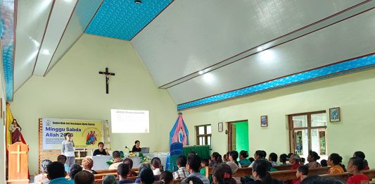 Merayakan Minggu Sabda Allah Bersama Umat