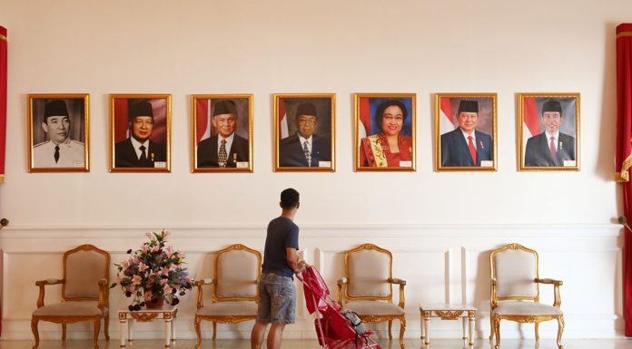 Untuk Allah dan untuk Bangsa